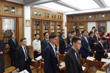 Binecuvântare pentru candidaţii la Facultăţile de Teologie – fotografia 1
