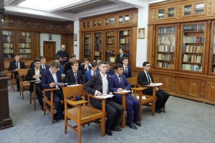 Binecuvântare pentru candidaţii la Facultăţile de Teologie – fotografia 3