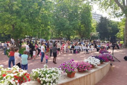 Manifestări cultural-artistice de Ziua Internaţională a Copilului la Galaţi – fotografia 2