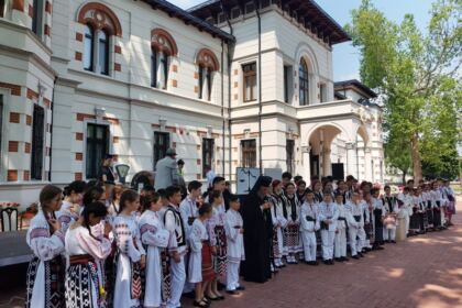 Manifestări cultural-artistice de Ziua Internaţională a Copilului la Galaţi – fotografia 7