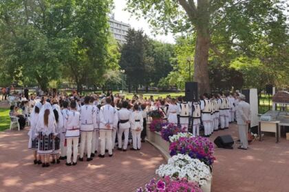 Manifestări cultural-artistice de Ziua Internaţională a Copilului la Galaţi – fotografia 12