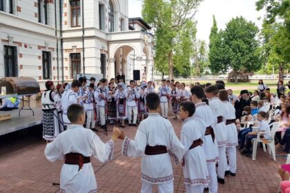 Manifestări cultural-artistice de Ziua Internaţională a Copilului la Galaţi – fotografia 16