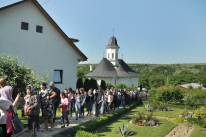 Sărbătoarea Preasfintei Treimi în pădurea Buciumenilor – fotografia 5