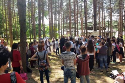 Sărbătoarea Preasfintei Treimi în pădurea Buciumenilor – fotografia 46