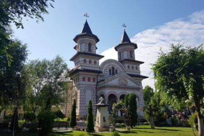 Concurs de şah la parohia „Sf. Mina, Victor şi Vichentie“ din Galaţi – fotografia 1