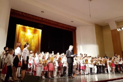 Serbare de sfârşit de an şcolar la Seminarul Teologic „Sfântul Apostol Andrei“ din Galaţi – fotografia 7