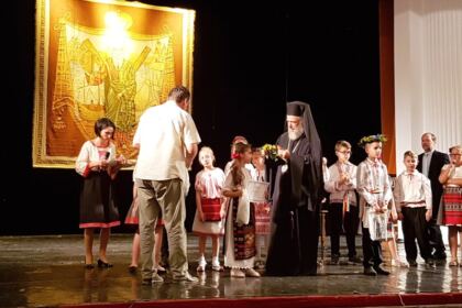 Serbare de sfârşit de an şcolar la Seminarul Teologic „Sfântul Apostol Andrei“ din Galaţi – fotografia 21