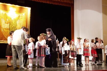 Serbare de sfârşit de an şcolar la Seminarul Teologic „Sfântul Apostol Andrei“ din Galaţi – fotografia 22