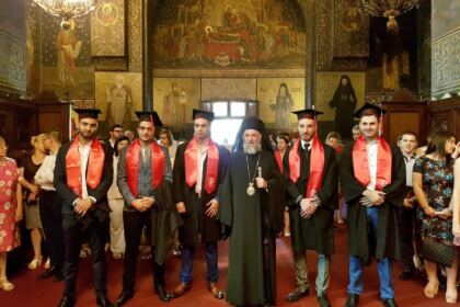 Te Deum de mulţumire pentru absolvenţii Facultăţii de Medicină şi Farmacie din Galaţi – fotografia 11