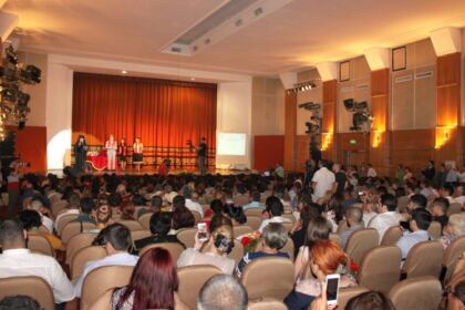 Te Deum de mulţumire pentru absolvenţii Facultăţii de Medicină şi Farmacie din Galaţi – fotografia 19