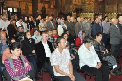 Acţiune filantropică îndreptată către persoanele cu dizabilităţi la Catedrala Arhiepiscopală din Galaţi – fotografia 4