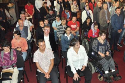 Acţiune filantropică îndreptată către persoanele cu dizabilităţi la Catedrala Arhiepiscopală din Galaţi – fotografia 5