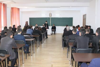 Cinstire şi recunoştinţă Episcopului Melchisedec Ştefănescu în Arhiepiscopia Dunării de Jos – fotografia 2