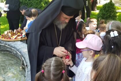 Cinstire şi recunoştinţă Episcopului Melchisedec Ştefănescu în Arhiepiscopia Dunării de Jos – fotografia 16