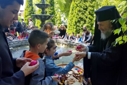 Cinstire şi recunoştinţă Episcopului Melchisedec Ştefănescu în Arhiepiscopia Dunării de Jos – fotografia 20