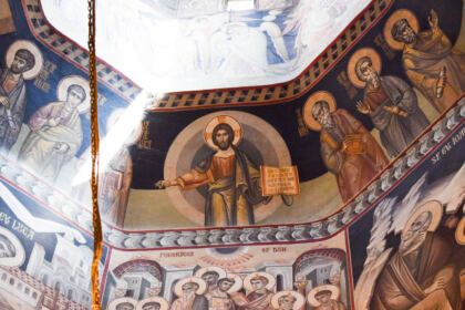 Cinstirea Eroilor Neamului de către „micii apostoli“ ai Seminarului Teologic „Sfântul Apostol Andrei“ din Galaţi – fotografia 5