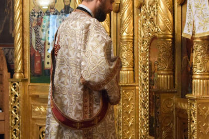 Cinstirea Eroilor Neamului de către „micii apostoli“ ai Seminarului Teologic „Sfântul Apostol Andrei“ din Galaţi – fotografia 6