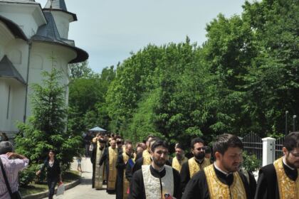 Ziua Eroilor în Arhiepiscopia Dunării de Jos – fotografia 7
