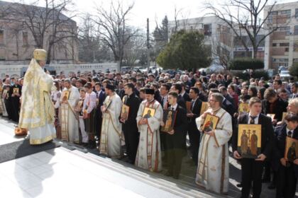 Duminica Ortodoxiei sărbătorită în Arhiepiscopia Dunării de Jos – fotografia 15