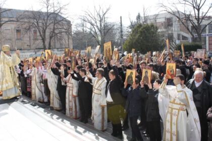 Duminica Ortodoxiei sărbătorită în Arhiepiscopia Dunării de Jos – fotografia 17