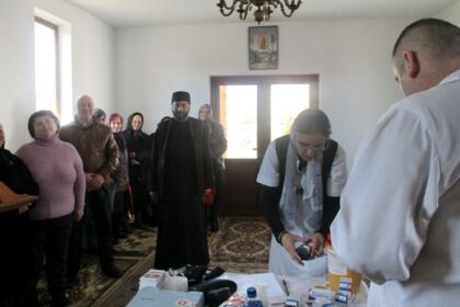 Caravana „Sănătate pentru sate“ în parohia Slobozia Corni din Protopopiatul Nicoreşti – fotografia 8