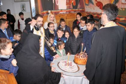 Centrului de asistenţă medicală „Sfinţii Doctori fără de Arginţi Cosma şi Damian“ din Galaţi şi-a sărbătorit ocrotitorii – fotografia 6