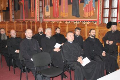 Întrunirea preoţilor capelani care activează în instituţiile sociale gălăţene – fotografia 5