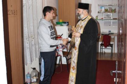 Binecuvântarea căminelor studenţeşti la Galaţi – fotografia 17