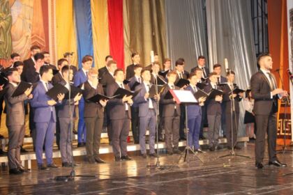 Concert de muzică bisericească „Schitul cel din tei“ – fotografia 13