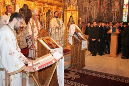 Sfântul Apostol Andrei cinstit de seminariştii gălăţeni – fotografia 8
