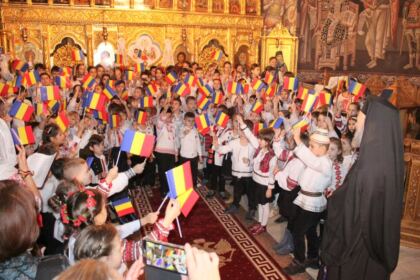 Sfântul Apostol Andrei cinstit de seminariştii gălăţeni – fotografia 14