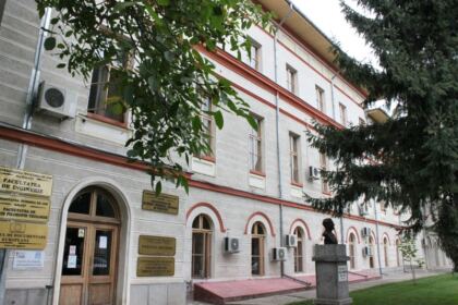 Deschiderea solemnă a cursurilor la Facultatea de Istorie, Filosofie şi Teologie din Galaţi – fotografia 6