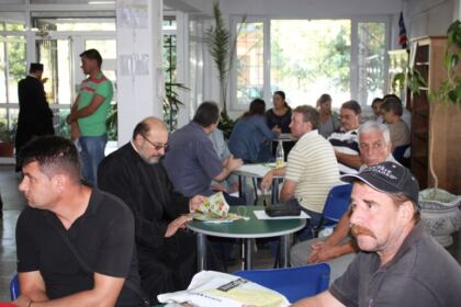 Campania de donare de sânge continuă în Arhiepiscopia Dunării de Jos – fotografia 2