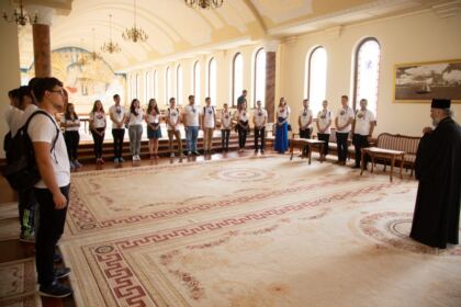 Activităţi religioase, culturale şi recreative în Tabăra de vară „Tradiţie şi noutate“ de la Galaţi – fotografia 1