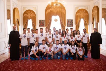 Activităţi religioase, culturale şi recreative în Tabăra de vară „Tradiţie şi noutate“ de la Galaţi – fotografia 14