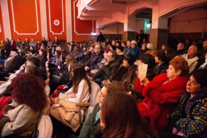 Concert caritabil la Brăila – „Să nu uităm de cei mai trişti ca noi!“ – fotografia 2