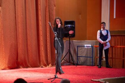 Concert caritabil la Brăila – „Să nu uităm de cei mai trişti ca noi!“ – fotografia 5