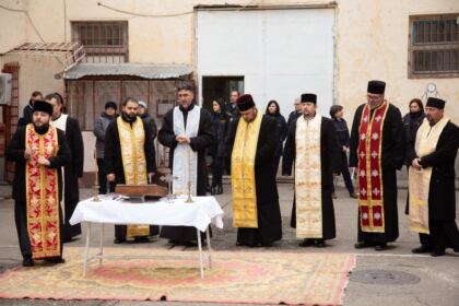 Activităţi liturgice, cultural-educaţionale şi social-filantropice la Penitenciarele Brăila şi Tichileşti – fotografia 13