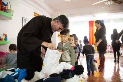Serbare dedicată Sfântului Ierarh Nicolae la Grădiniţa „Familia“ din Brăila – fotografia 17