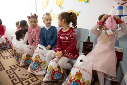 Serbare dedicată Sfântului Ierarh Nicolae la Grădiniţa „Familia“ din Brăila – fotografia 20