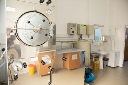 Sfântul Spiridon este ocrotitorul spiritual al Spitalului de Pneumoftiziologie (TBC) din Galaţi – fotografia 12