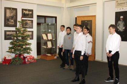 O nouă ediție a Festivalului de colinde „Cetină argintie, clopoțim cu bucurie“ la Galați – fotografia 31