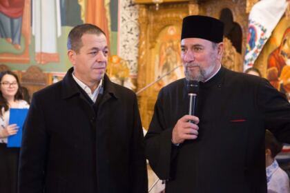 „Bucuria de a dărui“ – Concert de colinde la parohia „Sfântul Mina“ din Galați – fotografia 16