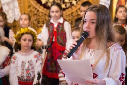 „Bucuria de a dărui“ – Concert de colinde la parohia „Sfântul Mina“ din Galați – fotografia 19