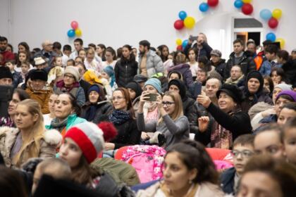 A X-a ediţie a proiectului cultural-misionar „Un colind, un dar pentru sufletul tău“ – fotografia 3