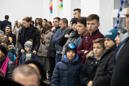 A X-a ediţie a proiectului cultural-misionar „Un colind, un dar pentru sufletul tău“ – fotografia 4