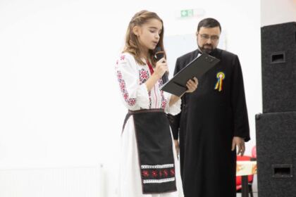 A X-a ediţie a proiectului cultural-misionar „Un colind, un dar pentru sufletul tău“ – fotografia 5