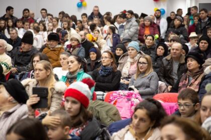A X-a ediţie a proiectului cultural-misionar „Un colind, un dar pentru sufletul tău“ – fotografia 9