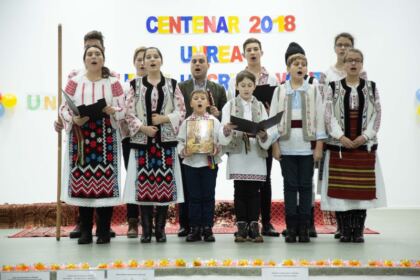A X-a ediţie a proiectului cultural-misionar „Un colind, un dar pentru sufletul tău“ – fotografia 22