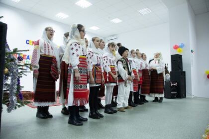 A X-a ediţie a proiectului cultural-misionar „Un colind, un dar pentru sufletul tău“ – fotografia 27